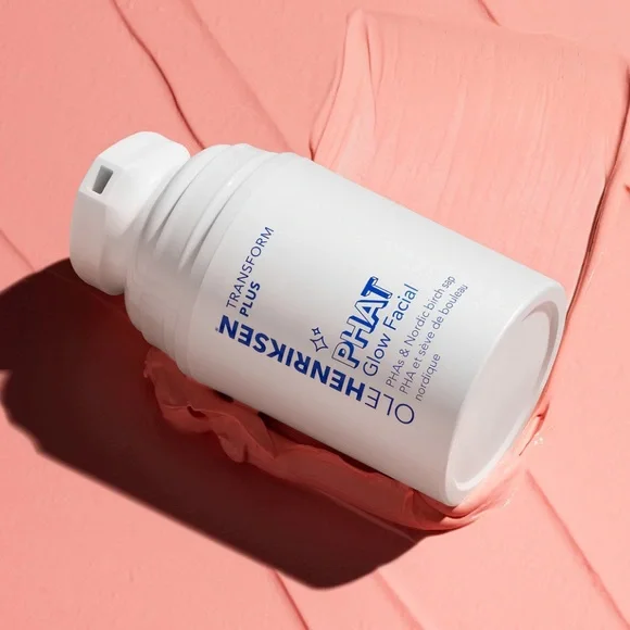 OLEHENRIKSEN PHAT Glow Facial Mask - Picture 3 of 12